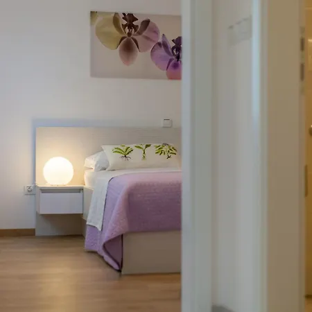 アパート Azalea A1 *