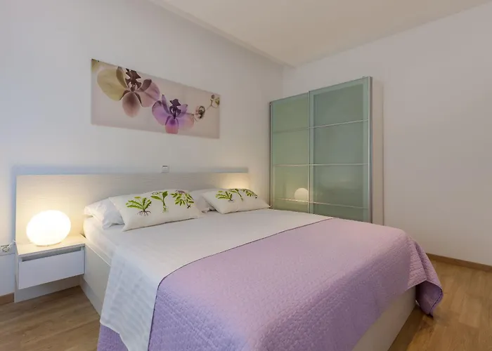 Azalea A1 Apartamento Podstrana